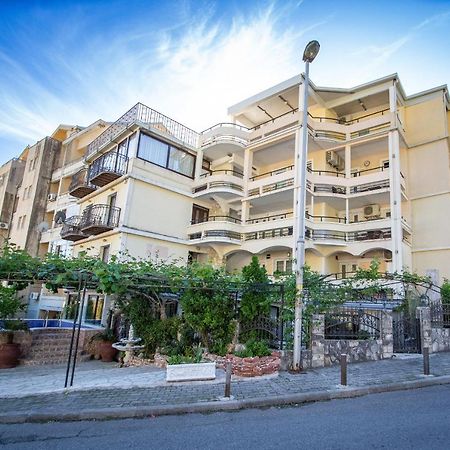 Saki Apartments Budva Eksteriør bilde