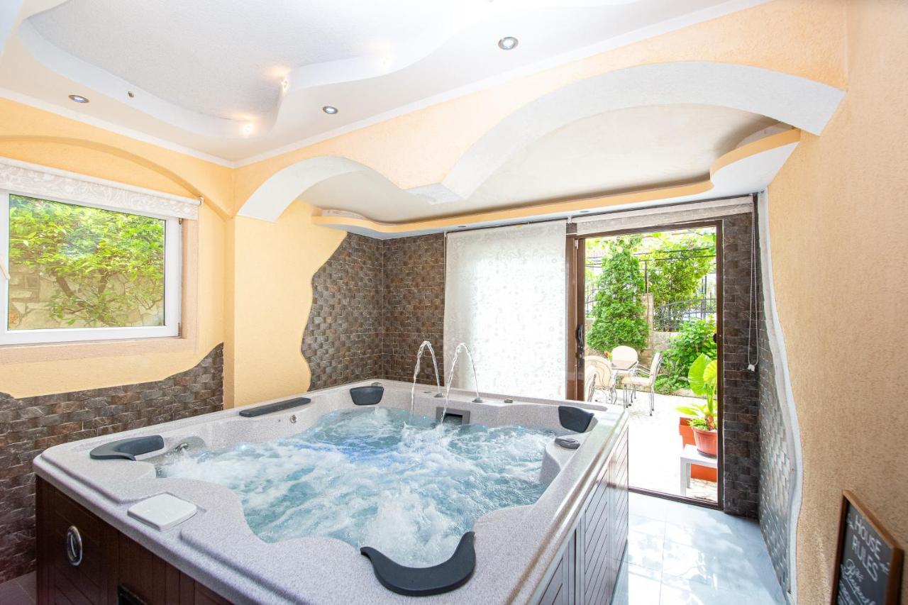 Saki Apartments Budva Eksteriør bilde