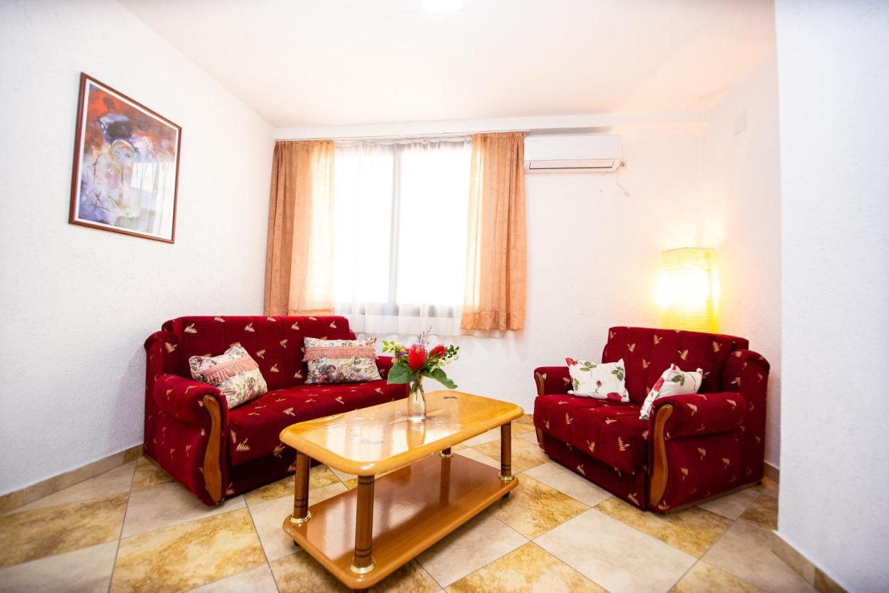 Saki Apartments Budva Eksteriør bilde