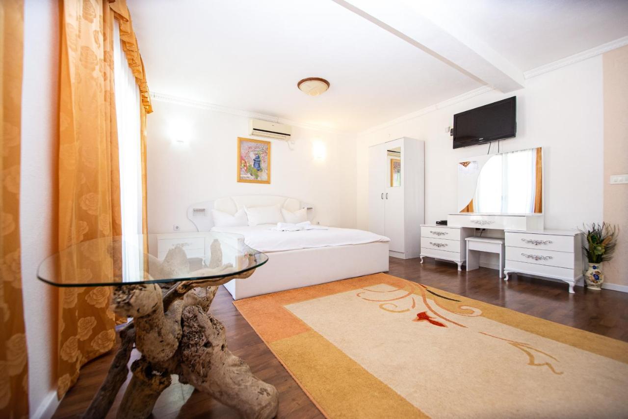 Saki Apartments Budva Eksteriør bilde