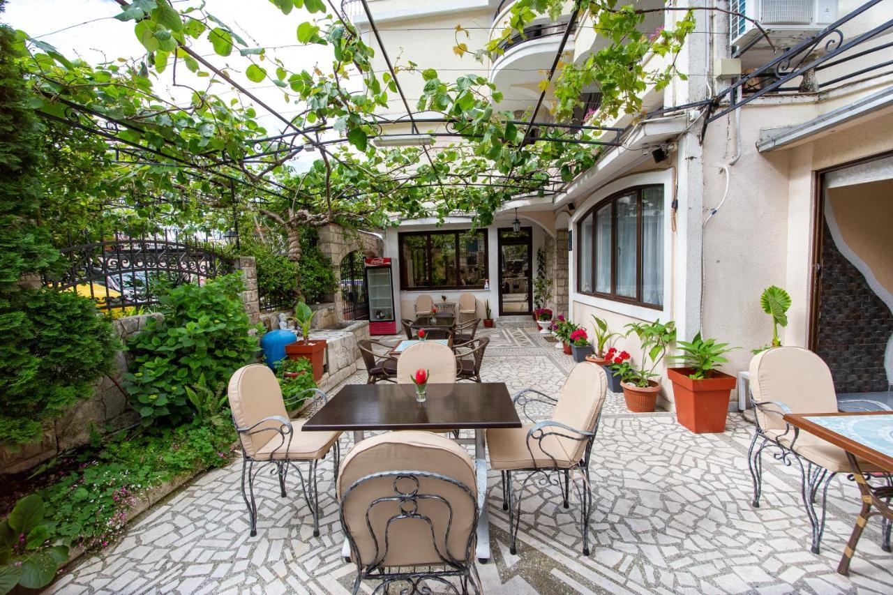Saki Apartments Budva Eksteriør bilde