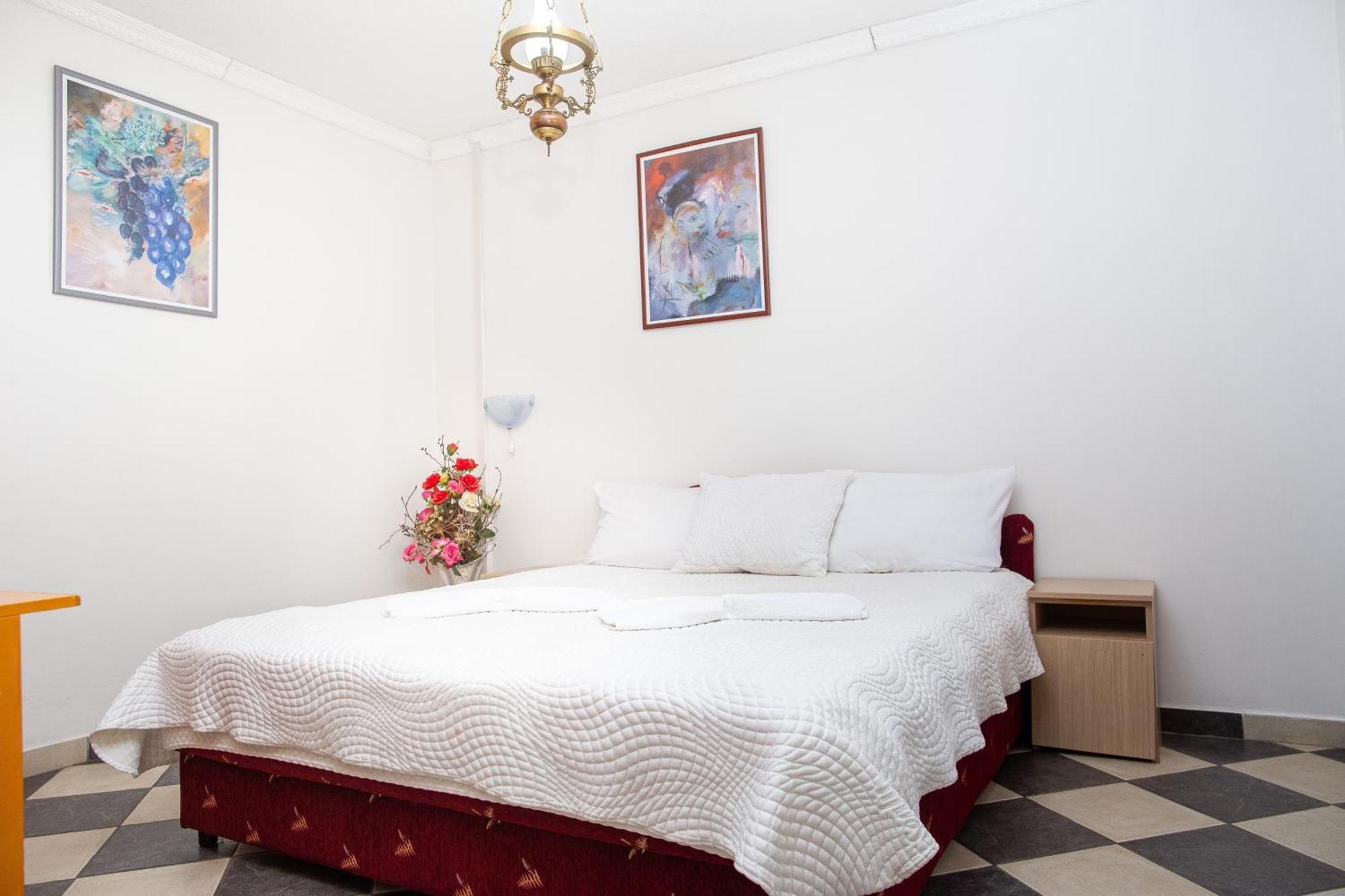 Saki Apartments Budva Eksteriør bilde