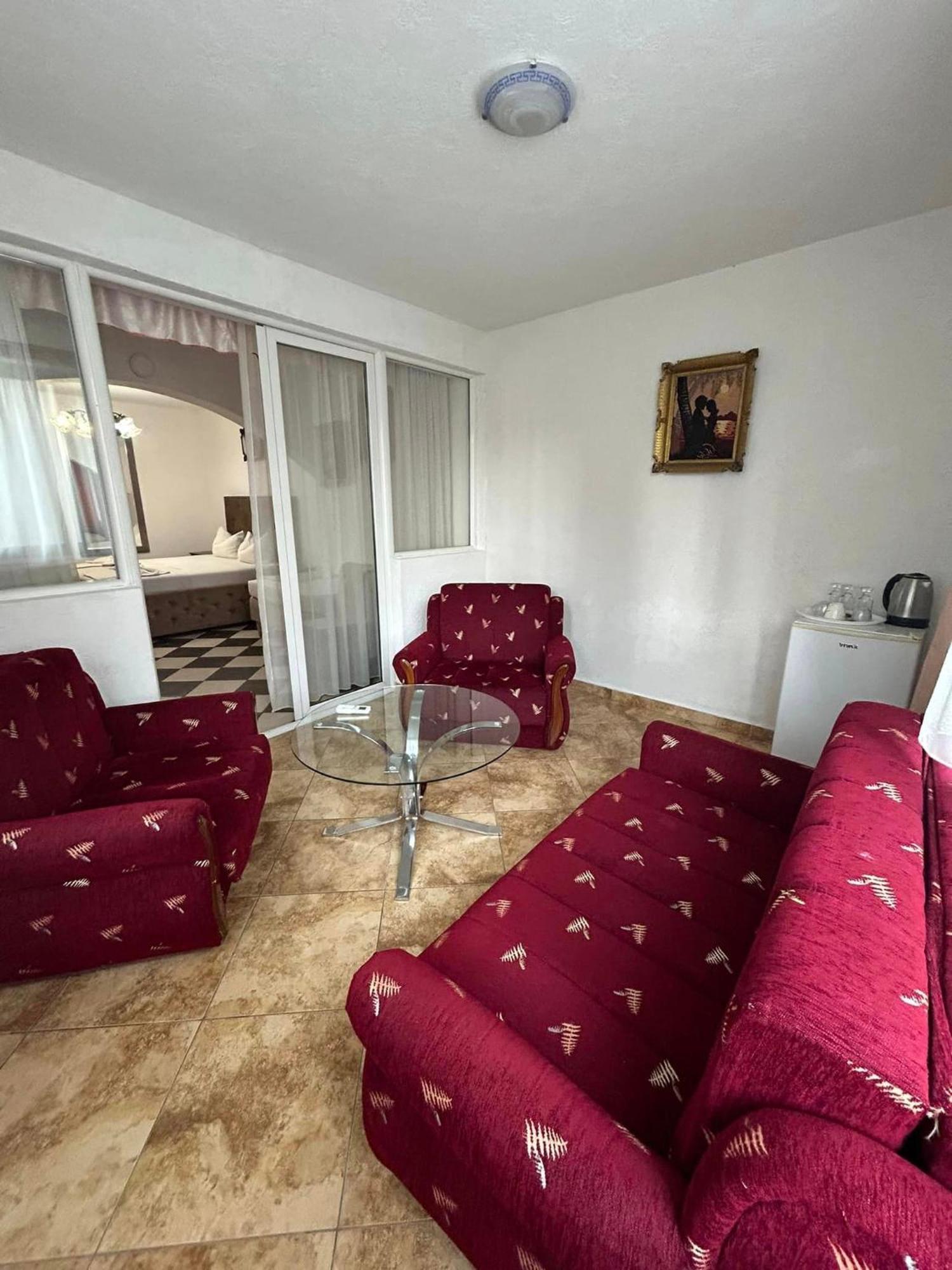 Saki Apartments Budva Eksteriør bilde
