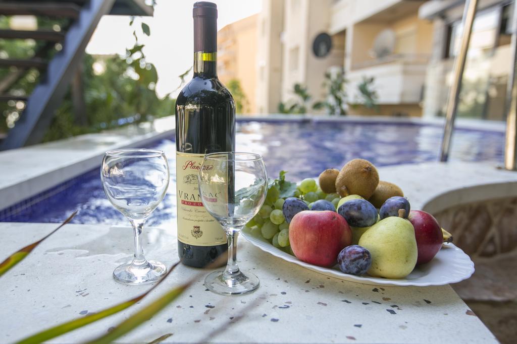 Saki Apartments Budva Eksteriør bilde